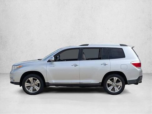 Used 2013 Toyota Highlander Limited image 8