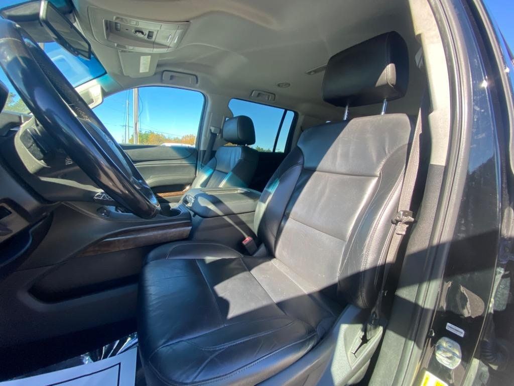 Used 2018 Chevrolet Suburban LT AWD/4WD image 14