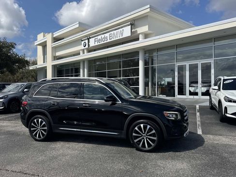 Used 2022 Mercedes-Benz GLB 250 image 1