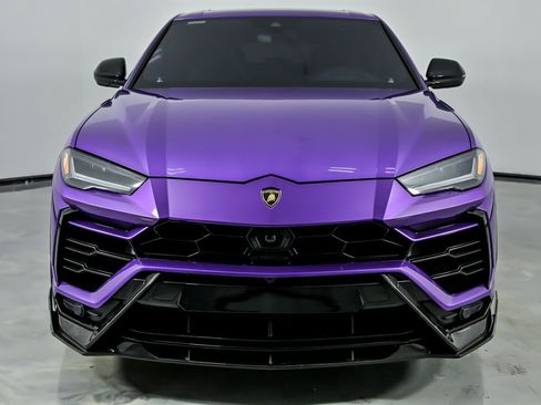 Used 2022 Lamborghini Urus image 5