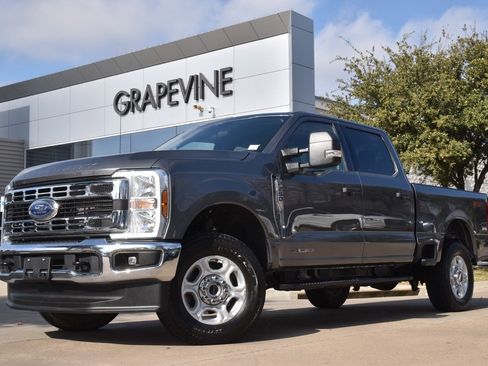 Used 2025 Ford F250 XLT w/ FX4 Off-Road Package image 1