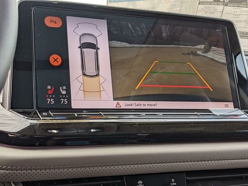 New 2026 Volkswagen Atlas Peak Edition AWD/4WD image 17