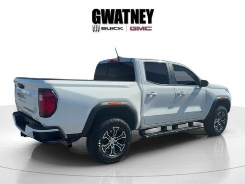 Used 2024 GMC Canyon AT4 w/ AT4 Premium Package AWD/4WD image 5