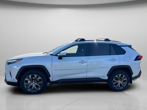 Used 2025 Toyota RAV4 Limited w/ Advanced Technology Package AWD/4WD image 14