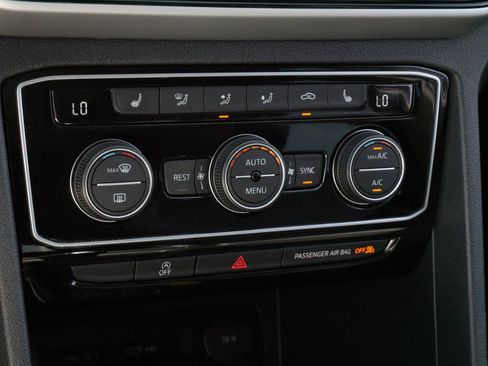 Certified 2022 Volkswagen Atlas SEL AWD/4WD image 23