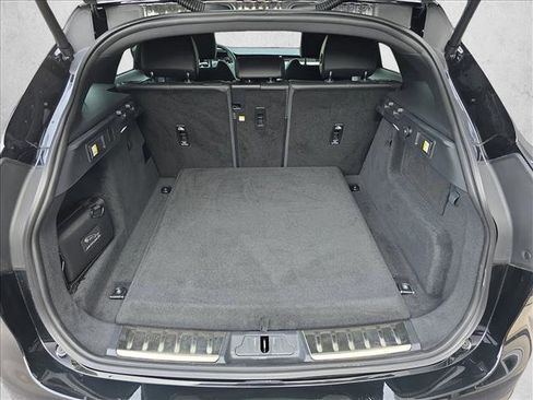 Certified 2025 Jaguar F-PACE R-Dynamic S image 12