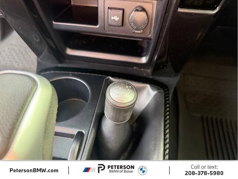Used 2022 Toyota 4Runner TRD Off-Road Premium AWD/4WD image 24