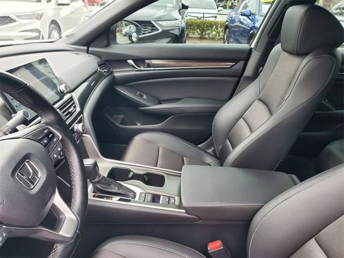 Used 2022 Honda Accord Sport image 15