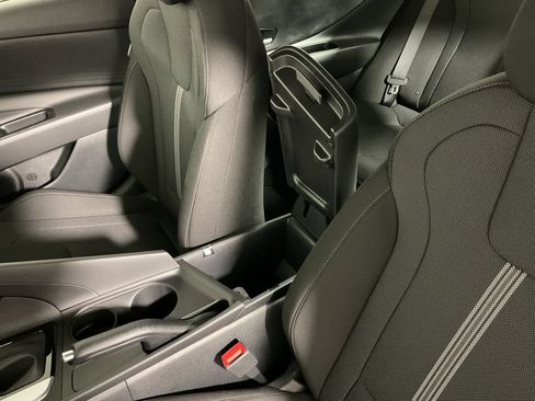 New 2026 Hyundai Elantra SE FWD image 29