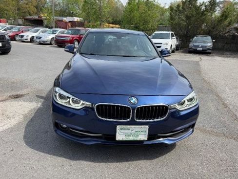 Used 2017 BMW 330i xDrive Sedan w/ Premium Package image 8