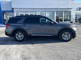 Used 2023 Ford Explorer XLT video 2