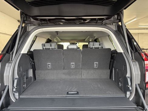 New 2026 Ford Expedition Active image 24