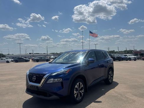 Used 2023 Nissan Rogue SV AWD/4WD image 8