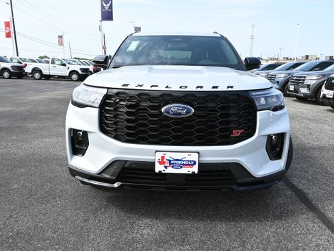 New 2026 Ford Explorer ST AWD/4WD image 10