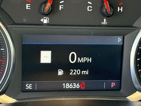 Used 2024 Chevrolet Blazer LT w/ Sound & Technology Package image 11