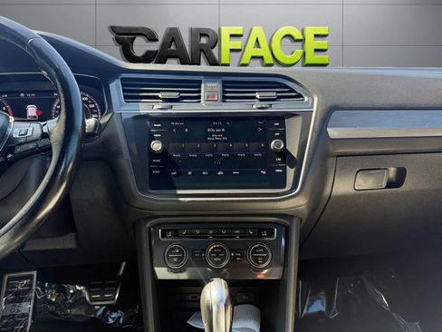 Used 2019 Volkswagen Tiguan SEL R-Line AWD/4WD image 24
