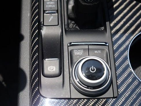 Certified 2022 Maserati Quattroporte Trofeo image 22