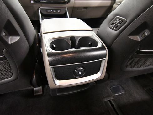 Certified 2026 Kia Carnival EX FWD image 16