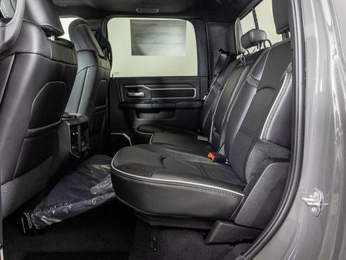 New 2026 RAM 2500 Laramie w/ Night Edition image 39