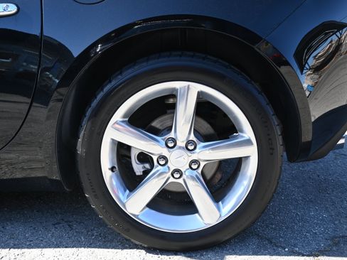 Used 2009 Pontiac Solstice GXP w/ Premium Package RWD image 13