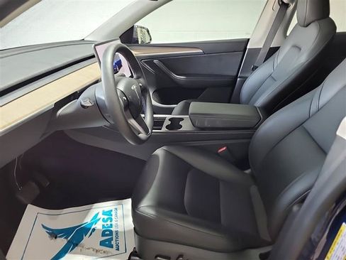 Used 2024 Tesla Model Y Long Range AWD/4WD image 6