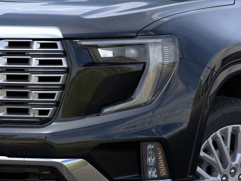 New 2025 GMC Acadia Denali w/ LPO, Floor Liner Package image 10