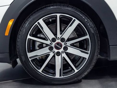Used 2024 MINI Cooper S w/ Signature Upholstery Package FWD image 28