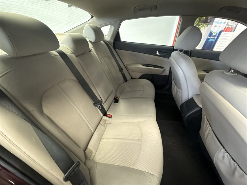Used 2016 Kia Optima LX w/ LX Convenience Package FWD image 25