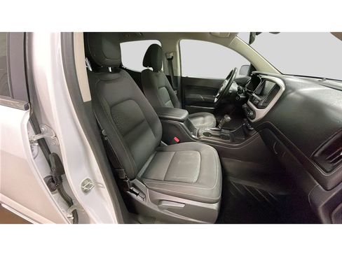 Used 2017 GMC Canyon SLE AWD/4WD image 17
