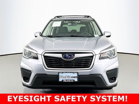 Used 2020 Subaru Forester Premium image 2