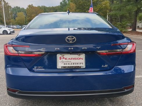 Used 2026 Toyota Camry LE FWD image 5