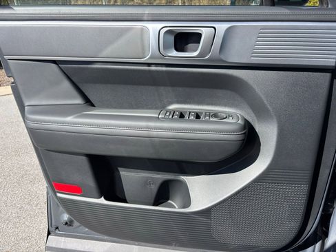 New 2026 Hyundai Santa Fe SEL FWD image 13