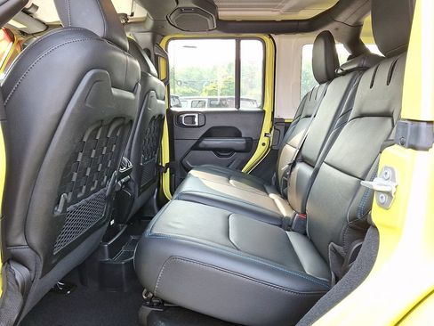 Certified 2023 Jeep Wrangler Unlimited Rubicon 4xe w/ Cold Weather Group AWD/4WD image 10