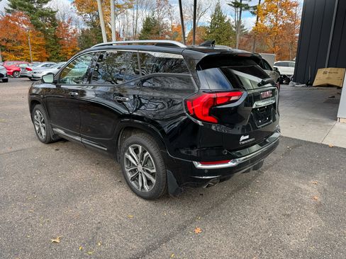 Used 2020 GMC Terrain Denali image 3