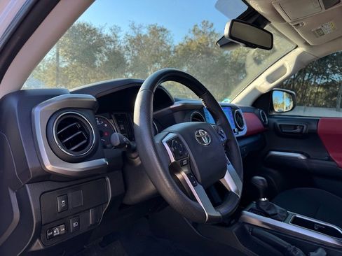 Used 2023 Toyota Tacoma SR5 image 11