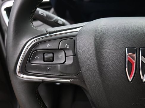 Used 2025 Buick Encore GX Preferred image 18