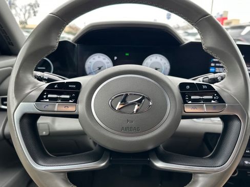 Used 2023 Hyundai Elantra SEL w/ Convenience Package image 24