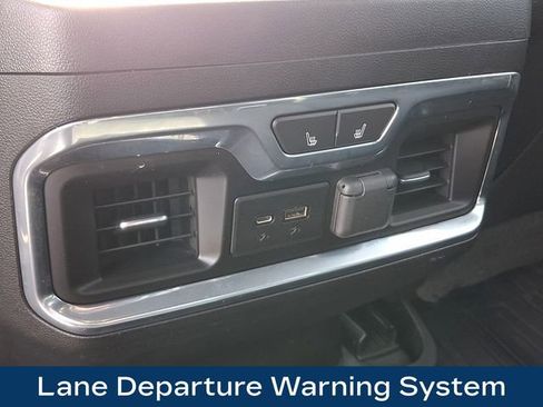 Used 2023 GMC Sierra 3500 Denali w/ Denali Ultimate Package image 15