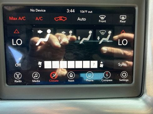 Used 2019 Dodge Challenger SXT w/ Driver Convenience Group RWD image 23