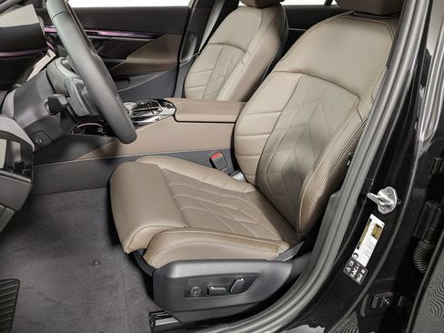 New 2027 BMW 530i xDrive AWD/4WD image 14