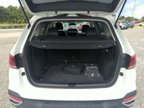 Certified 2022 Volkswagen Taos SE FWD image 29