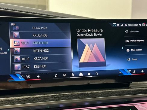 New 2026 BMW 740i w/ Premium Package image 20