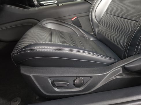 Used 2024 Ford Mustang GT Premium RWD image 31