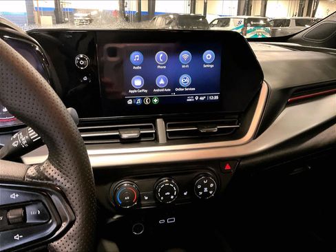 Used 2024 Chevrolet Trax RS image 19