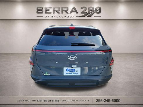 Used 2025 Hyundai Kona SEL FWD image 6