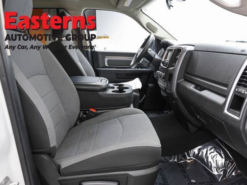Used 2024 RAM 1500 Classic SLT AWD/4WD image 22