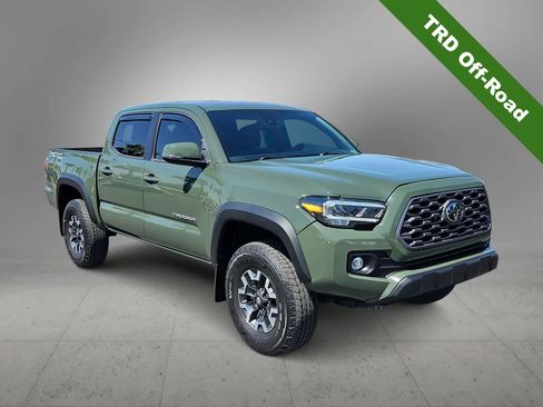 Used 2021 Toyota Tacoma TRD Off-Road RWD image 2