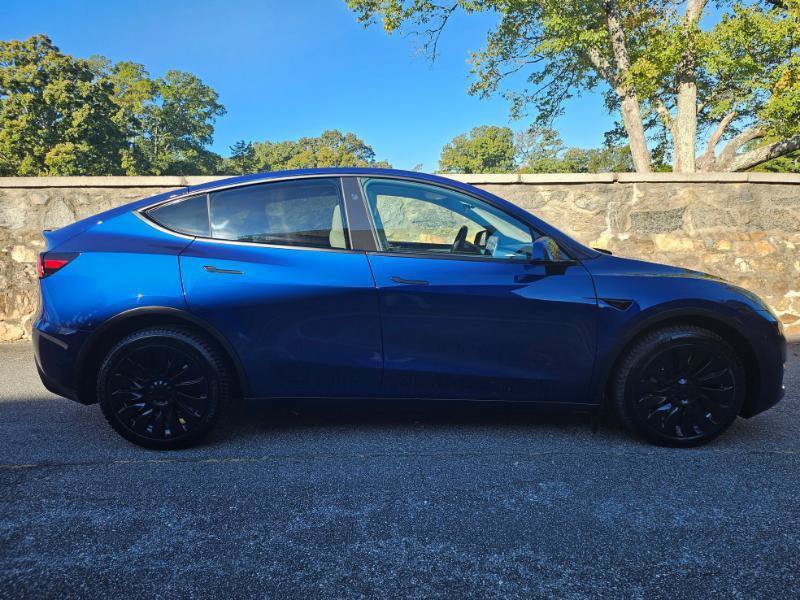 Used 2023 Tesla Model Y Long Range AWD/4WD image 10
