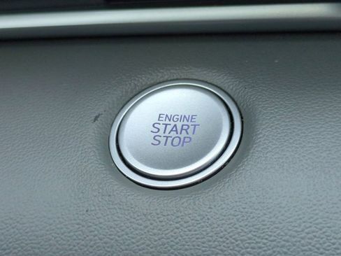 Used 2023 Hyundai Elantra SEL w/ Cargo Package image 25