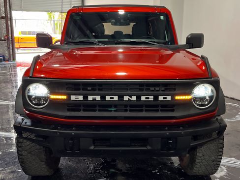 Used 2023 Ford Bronco Black Diamond w/ Sasquatch Package AWD/4WD image 6